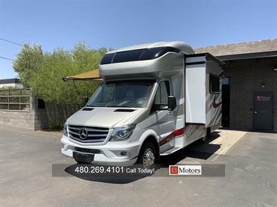 2017 Tiffin Wayfarer 24QW   - Photo 12 - Tempe, AZ 85281