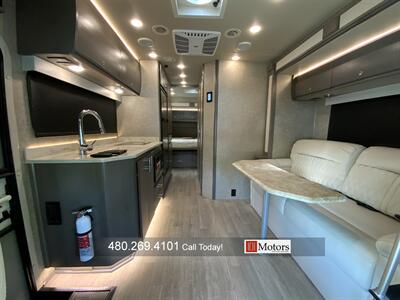 2017 Tiffin Wayfarer 24QW   - Photo 32 - Tempe, AZ 85281