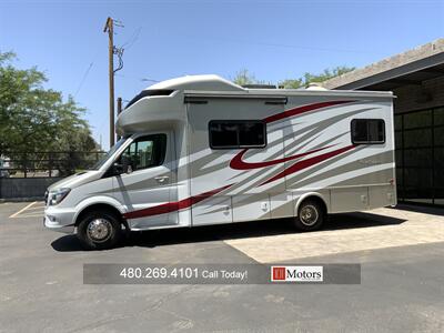 2017 Tiffin Wayfarer 24QW   - Photo 5 - Tempe, AZ 85281