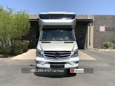 2017 Tiffin Wayfarer 24QW   - Photo 7 - Tempe, AZ 85281