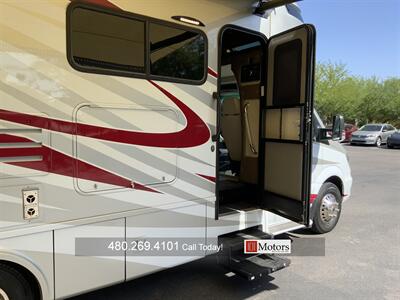 2017 Tiffin Wayfarer 24QW   - Photo 30 - Tempe, AZ 85281