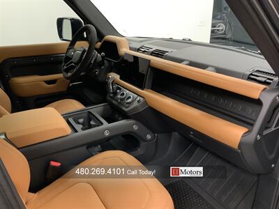 2023 LAND ROVER DEFENDER 110 CARPATHIAN ED   - Photo 19 - Tempe, AZ 85281