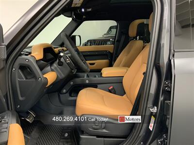 2023 LAND ROVER DEFENDER 110 CARPATHIAN ED   - Photo 2 - Tempe, AZ 85281