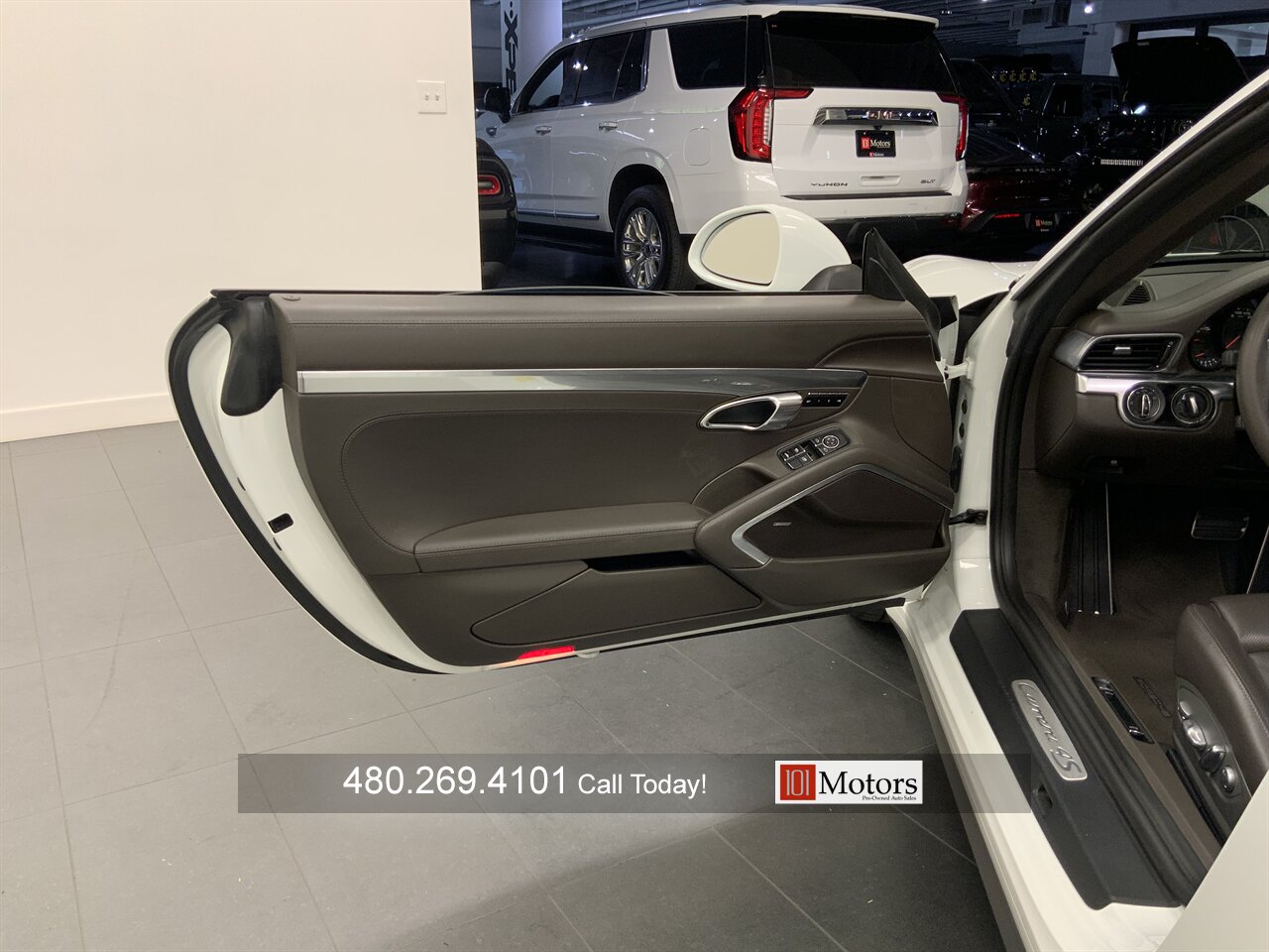 2014 Porsche 911 Carrera 4S - Photo 9 - Tempe, AZ 85281