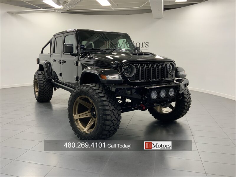 2025 Jeep Gladiator NightHawk  