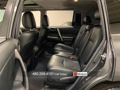 2013 Toyota Highlander Plus   - Photo 28 - Tempe, AZ 85281