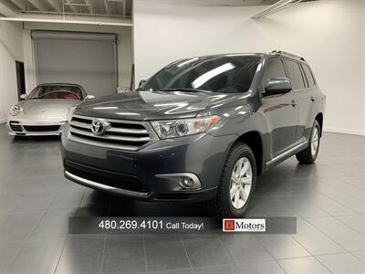 2013 Toyota Highlander Plus   - Photo 7 - Tempe, AZ 85281