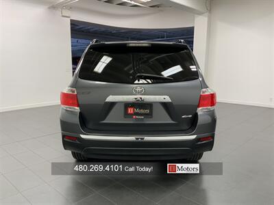 2013 Toyota Highlander Plus   - Photo 4 - Tempe, AZ 85281