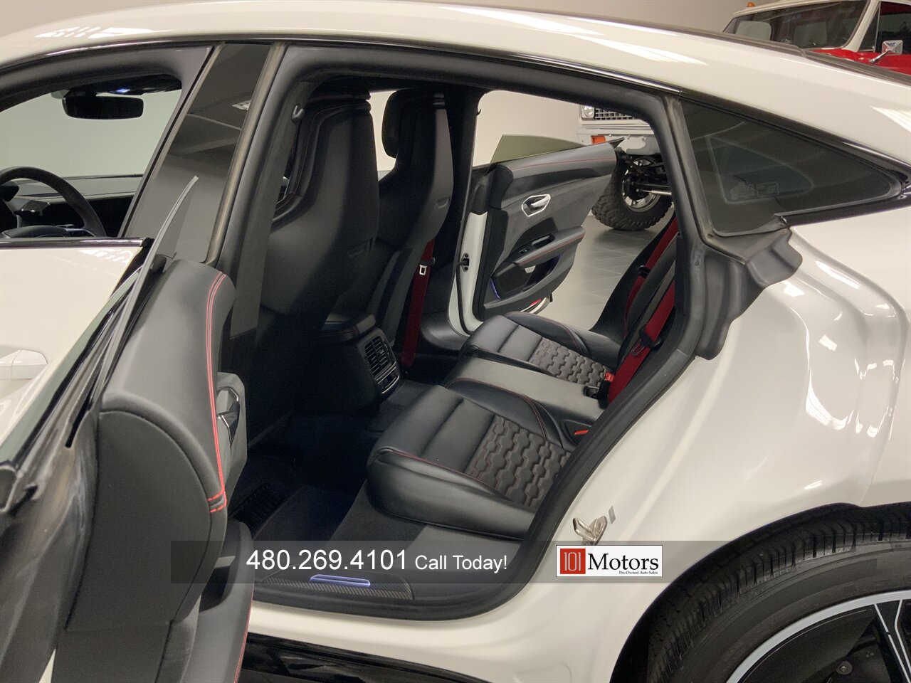 2022 Audi RS e-tron GT quattro - Photo 26 - Tempe, AZ 85281