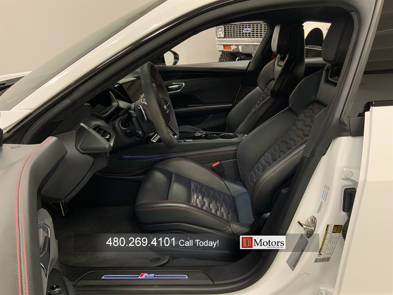 2022 Audi RS e-tron GT quattro - Photo 11 - Tempe, AZ 85281