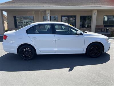 2011 Volkswagen Jetta SE PZEV   - Photo 4 - Redlands, CA 92373