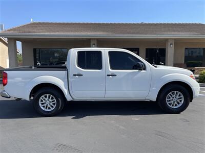 2019 Nissan Frontier SV   - Photo 4 - Redlands, CA 92373