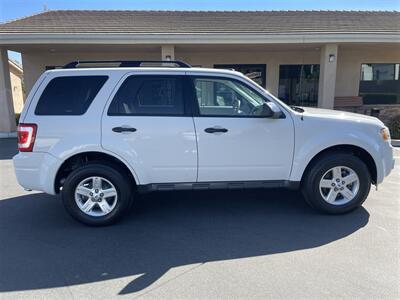 2011 Ford Escape Hybrid   - Photo 4 - Redlands, CA 92373