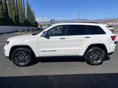 2017 Jeep Grand Cherokee Limited   - Photo 8 - Redlands, CA 92373