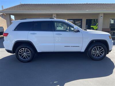 2017 Jeep Grand Cherokee Limited   - Photo 4 - Redlands, CA 92373