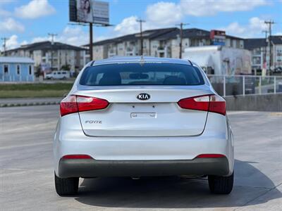 2016 Kia Forte LX   - Photo 4 - San Antonio, TX 78244