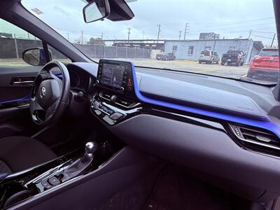 2021 Toyota C-HR LE - Photo 6 - San Antonio, TX 78244