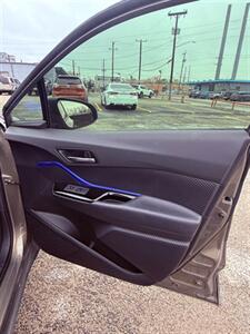 2021 Toyota C-HR LE - Photo 9 - San Antonio, TX 78244