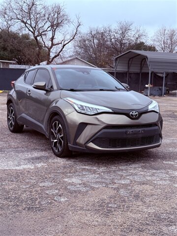 2021 Toyota C-HR LE   - Photo 1 - San Antonio, TX 78244