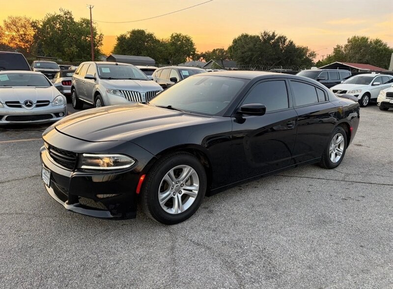2022 Dodge Charger SXT   - Photo 1 - San Antonio, TX 78244