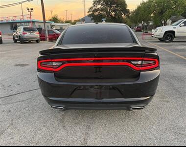 2022 Dodge Charger SXT - Photo 4 - San Antonio, TX 78244