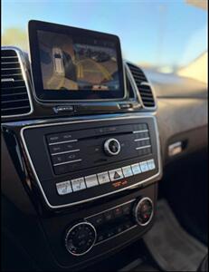 2017 Mercedes-Benz 550 4 Matic  Designo Package - Photo 11 - San Antonio, TX 78244