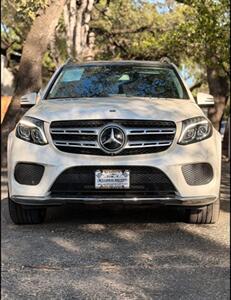2017 Mercedes-Benz 550 4 Matic  Designo Package - Photo 2 - San Antonio, TX 78244