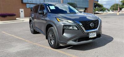 2022 Nissan Rogue S   - Photo 2 - San Antonio, TX 78244