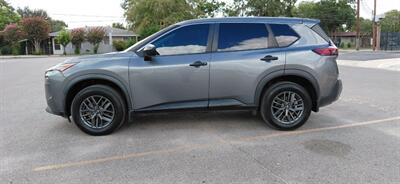 2022 Nissan Rogue S   - Photo 8 - San Antonio, TX 78244