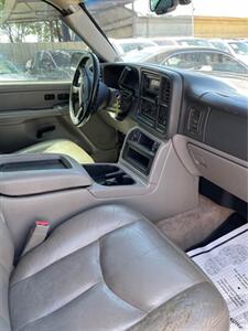 2006 GMC Yukon XL SLT 1500 SLT 1500 4dr SUV   - Photo 5 - San Antonio, TX 78244