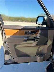 2012 Land Rover LR4 HSE LUX - Photo 6 - San Antonio, TX 78244