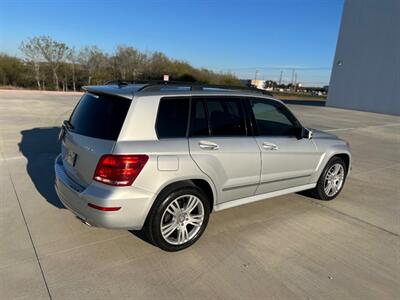 2013 Mercedes-Benz GLK 350 4MATIC   - Photo 2 - San Antonio, TX 78244