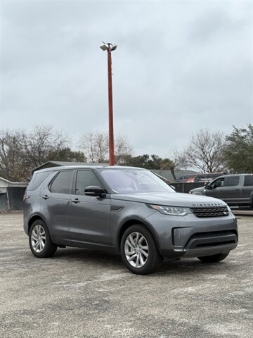 2019 Land Rover Discovery HSE   - Photo 1 - San Antonio, TX 78244