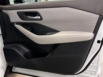 2023 Nissan Rogue S   - Photo 20 - San Antonio, TX 78244