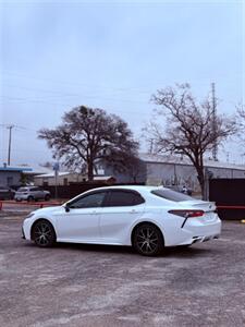 2022 Toyota Camry SE - Photo 5 - San Antonio, TX 78244