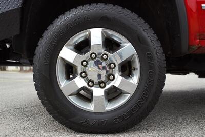 2016 GMC Sierra 2500 SLT   - Photo 16 - San Antonio, TX 78244