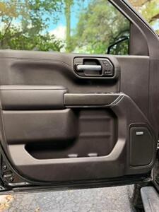 2021 GMC Sierra 1500 AT4 - Photo 8 - San Antonio, TX 78244
