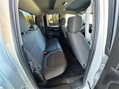 2022 Chevrolet Silverado 1500 Limited   - Photo 18 - San Antonio, TX 78244