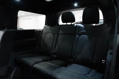 2023 Land Rover Defender SE   - Photo 22 - Gladstone, OR 97027