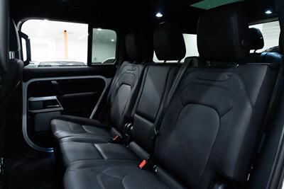 2023 Land Rover Defender SE   - Photo 21 - Gladstone, OR 97027