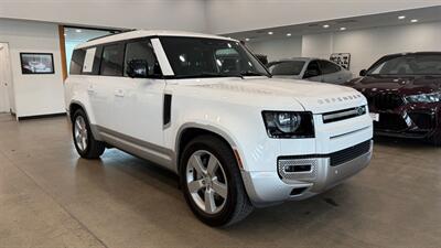 2023 Land Rover Defender SE   - Photo 2 - Gladstone, OR 97027