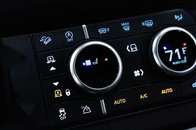 2023 Land Rover Defender SE   - Photo 14 - Gladstone, OR 97027