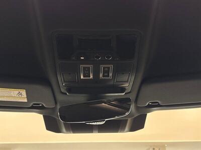 2023 Land Rover Defender X-Dynamic SE   - Photo 37 - Gladstone, OR 97027