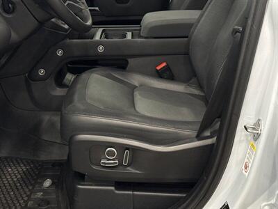 2023 Land Rover Defender X-Dynamic SE   - Photo 13 - Gladstone, OR 97027