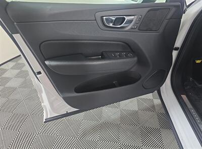 2019 Volvo XC60 T5 Inscription   - Photo 10 - Gladstone, OR 97027