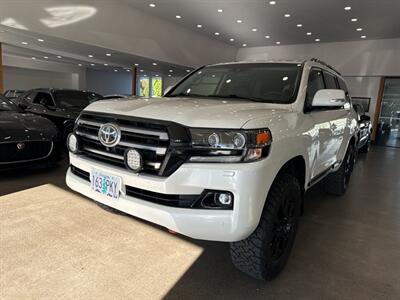 2017 Toyota Land Cruiser   - Photo 2 - Gladstone, OR 97027