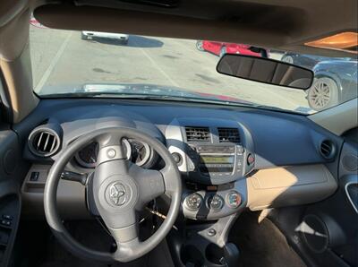 2011 Toyota RAV4   - Photo 9 - Gladstone, OR 97027