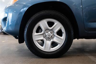 2011 Toyota RAV4 Base Cruise Control Flat Folding Rear Seats - Photo 7 - Gladstone, OR 97027