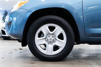 2011 Toyota RAV4 Base Cruise Control Flat Folding Rear Seats   - Photo 7 - Gladstone, OR 97027