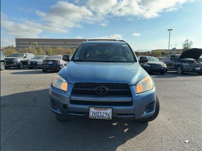 2011 Toyota RAV4   - Photo 2 - Gladstone, OR 97027